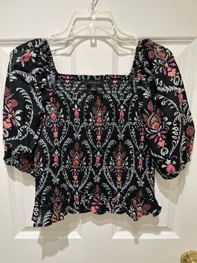 NWT Ann Taylor Black Floral Smocked Square-Neck Puff Sleeve Top